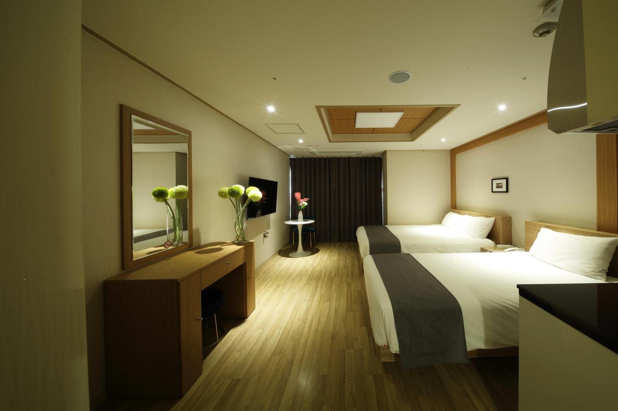 Incheon The Hotel Yeongjong Exterior foto