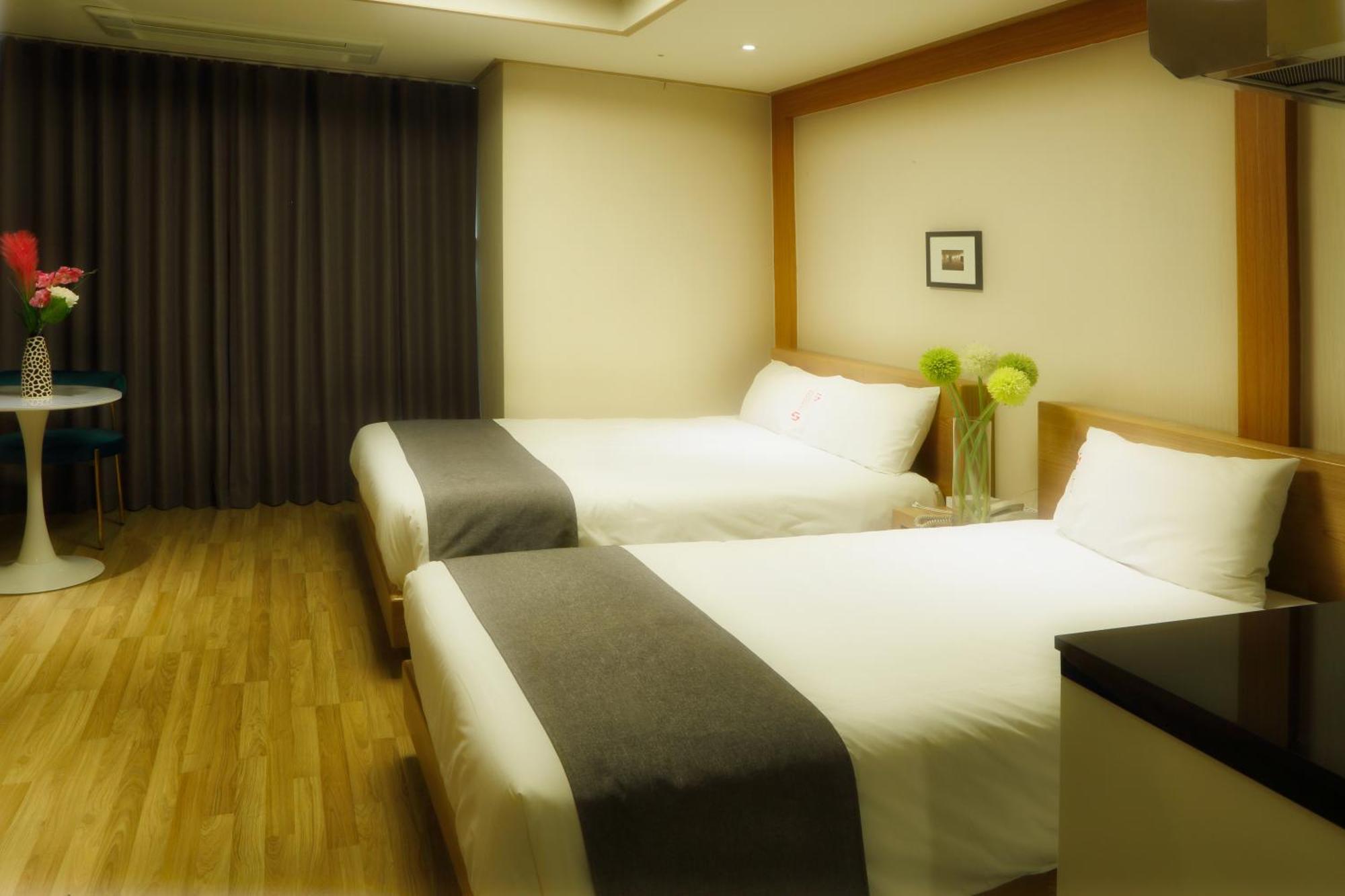 Incheon The Hotel Yeongjong Exterior foto